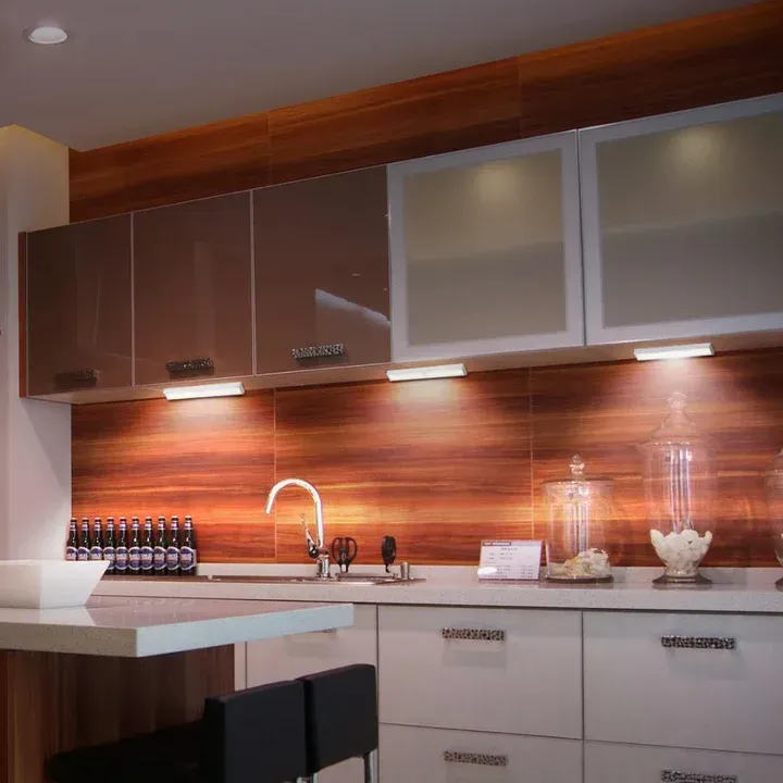 ✨  LED MOTION SENSOR CABINET LIGHT 💡